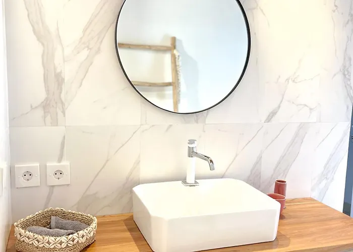 Mimi - Cozy Private 2br In Mertanadi With Private Pool