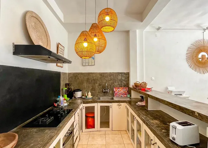 Mimi - Cozy Private 2br In Mertanadi With Private Pool