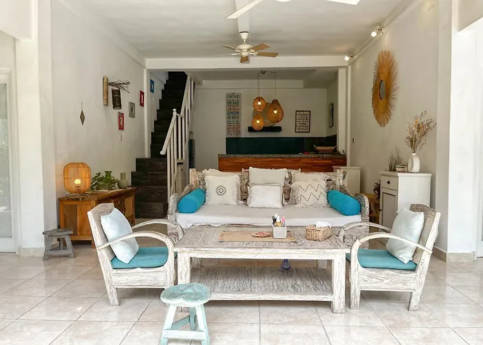 Villa Mimi - Cozy Private 2br In Mertanadi With Private Pool