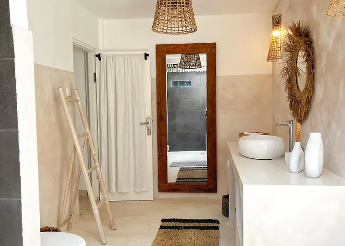 Mimi - Cozy Private 2br In Mertanadi With Private Pool *